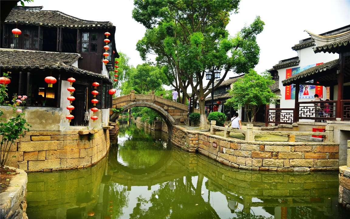 逃离荒凉之地